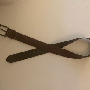 Men’s size 30 leather Hollister belt